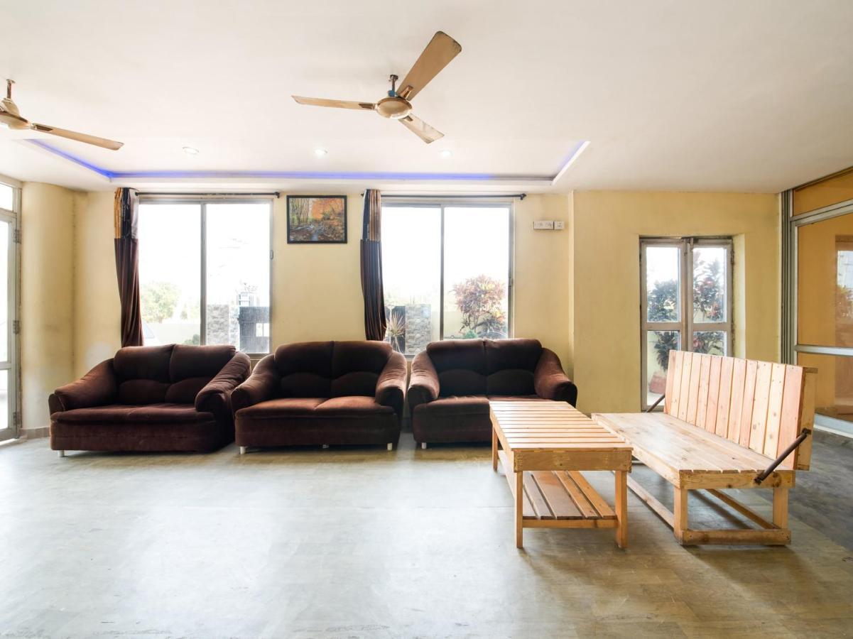 Oyo 69511 Hotel Sea E Pearl Visakhapatnam Zewnętrze zdjęcie
