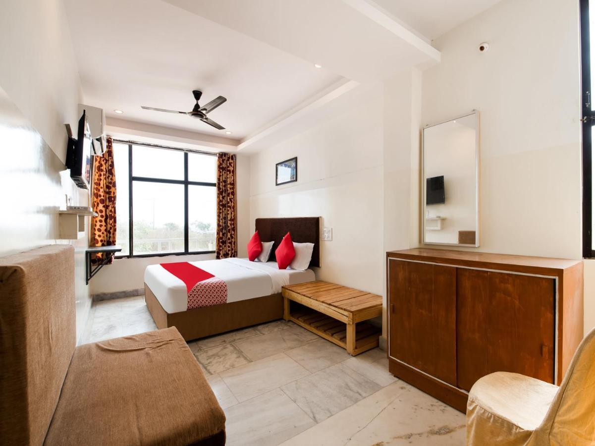 Oyo 69511 Hotel Sea E Pearl Visakhapatnam Zewnętrze zdjęcie